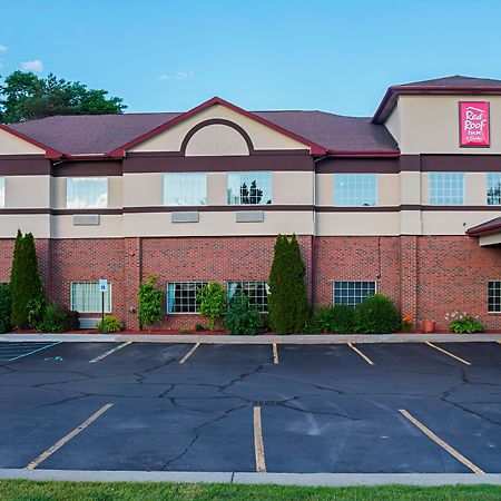 Red Roof Inn & Suites Lake Orion / Auburn Hills מראה חיצוני תמונה