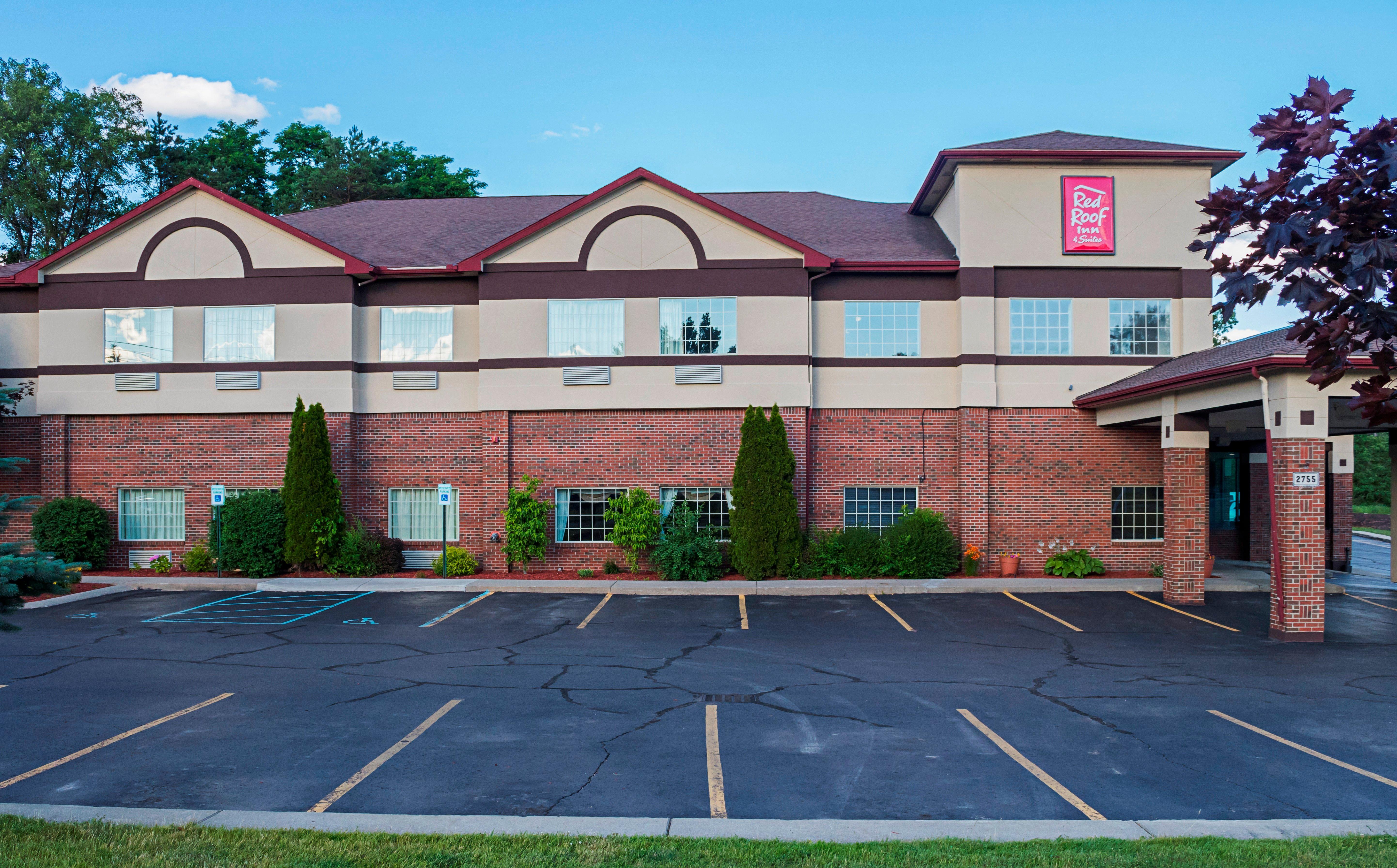 Red Roof Inn & Suites Lake Orion / Auburn Hills מראה חיצוני תמונה