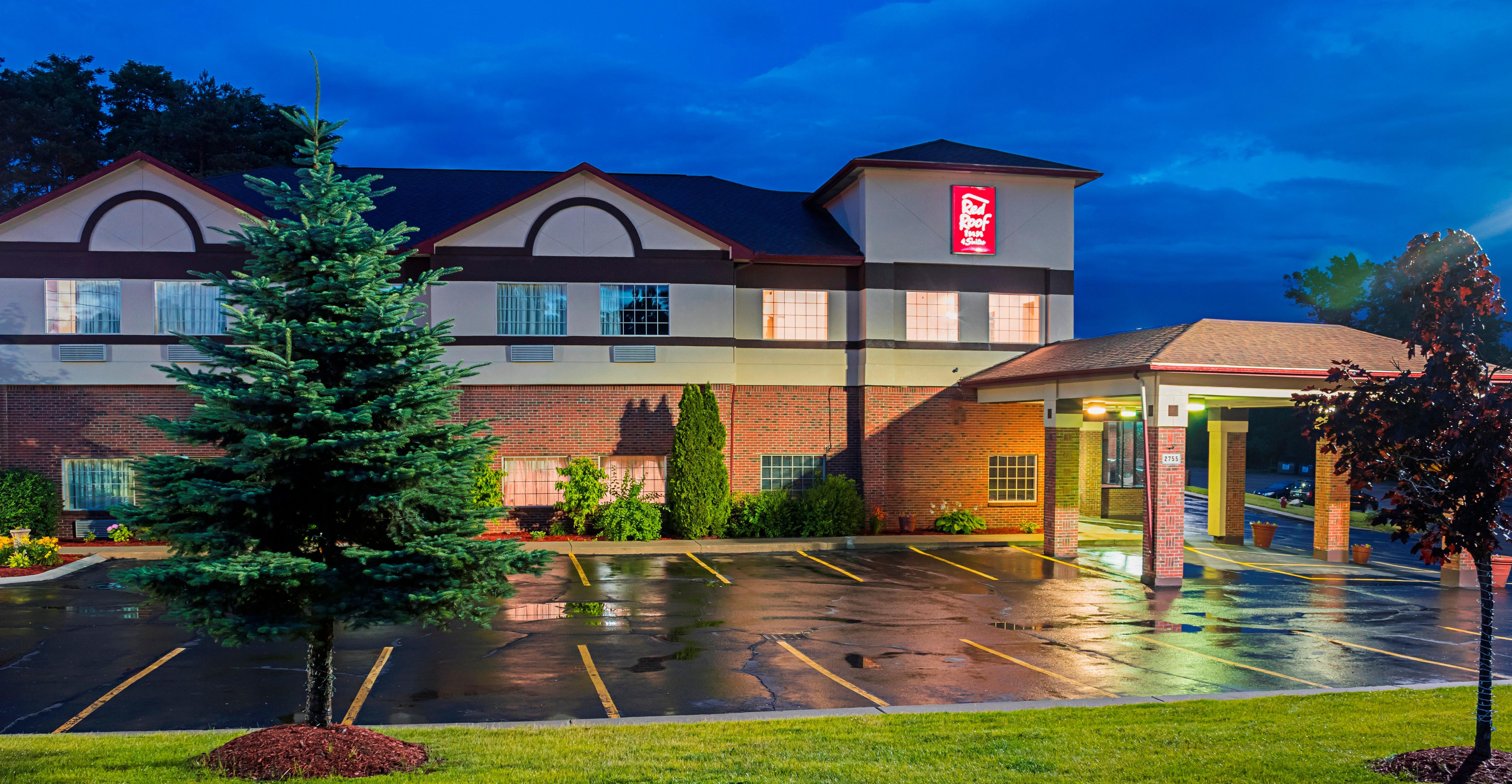 Red Roof Inn & Suites Lake Orion / Auburn Hills מראה חיצוני תמונה