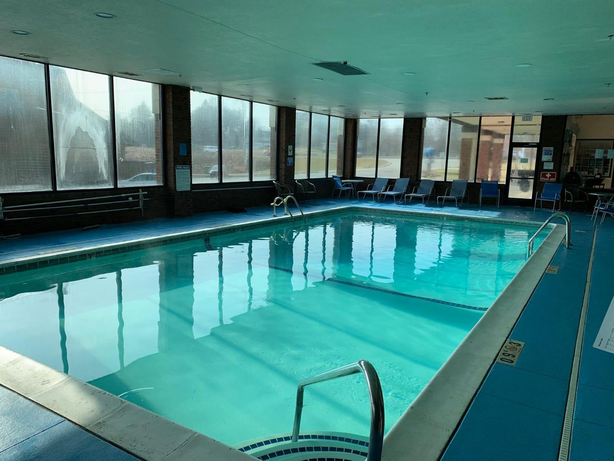 Red Roof Inn & Suites Lake Orion / Auburn Hills מראה חיצוני תמונה