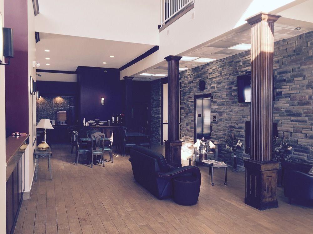 Red Roof Inn & Suites Lake Orion / Auburn Hills מראה חיצוני תמונה